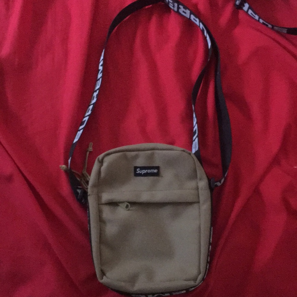 Supreme shoulder bag SS in brown